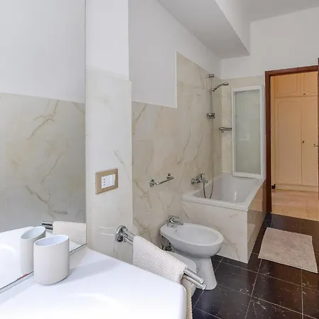 아파트 1 Bedroom Lovely In 라팔로